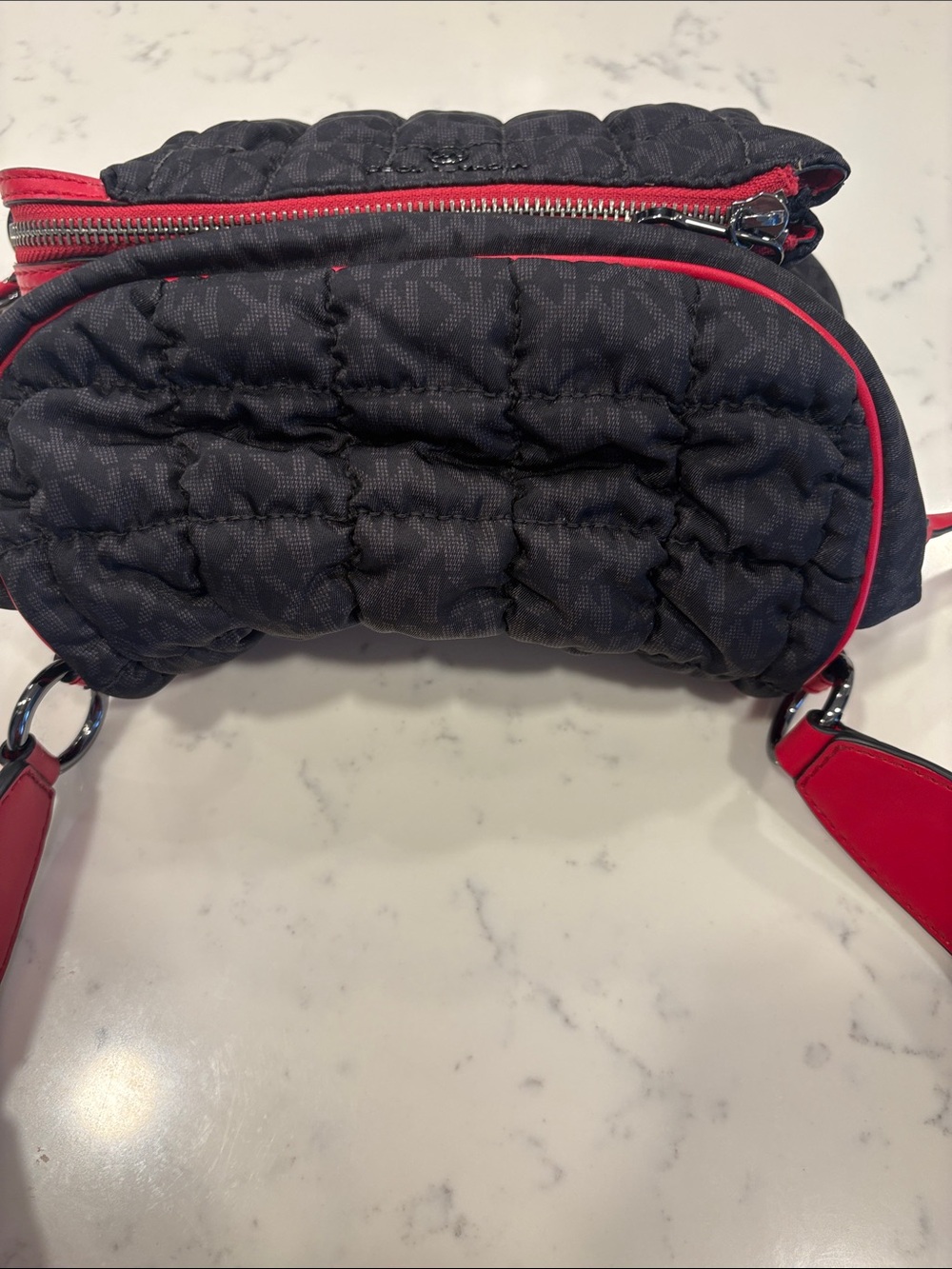 Michael Kors Black Quilted Men’s Belt Bag with Red Accents - Picture 2 of 7